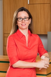 Dr. med Lucie Büning